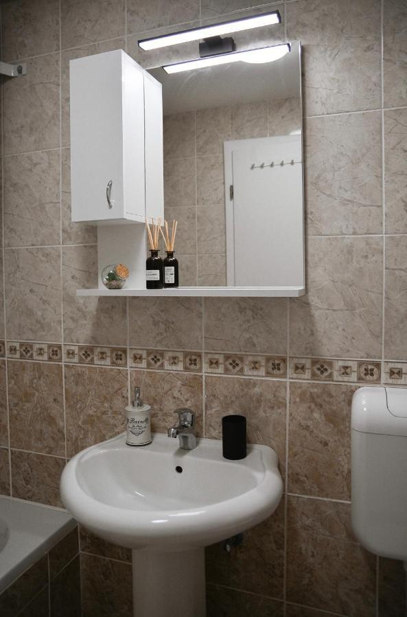 Crown Apartment 2 Суботица Екстериор снимка