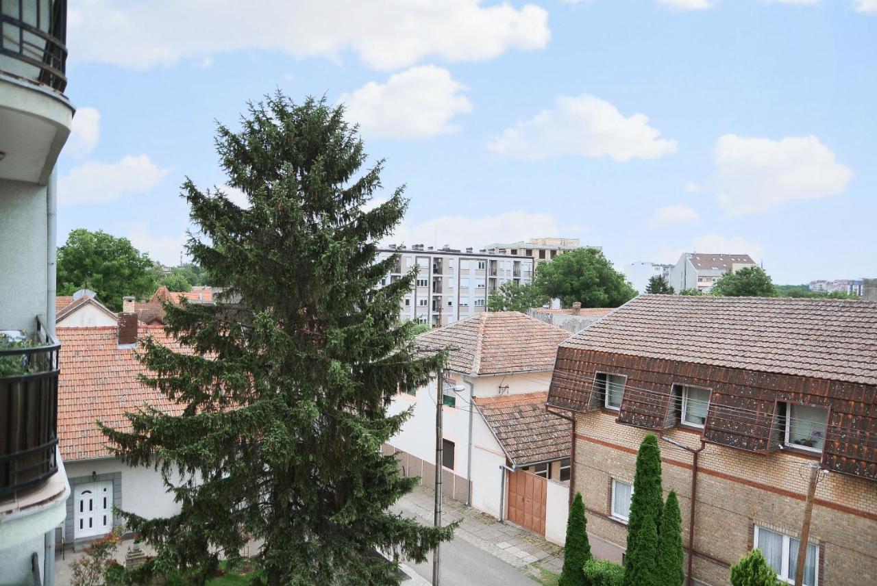 Crown Apartment 2 Суботица Екстериор снимка